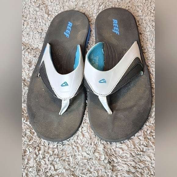 Men's Reef Phantom Flip Flops, size 11 - Picture 1 of 1